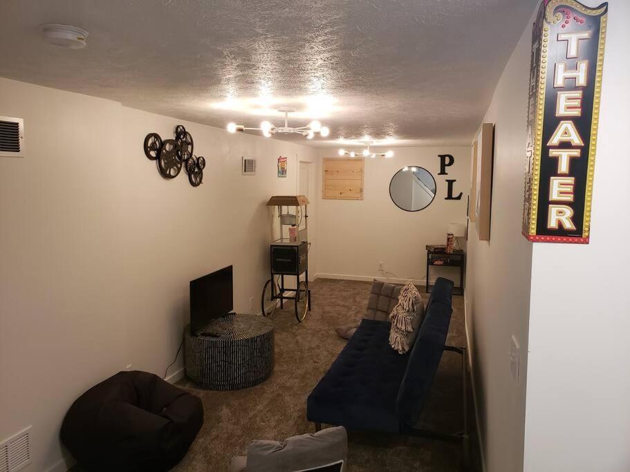 Cute Cottage-2 Min From Downtown Lincoln Luaran gambar
