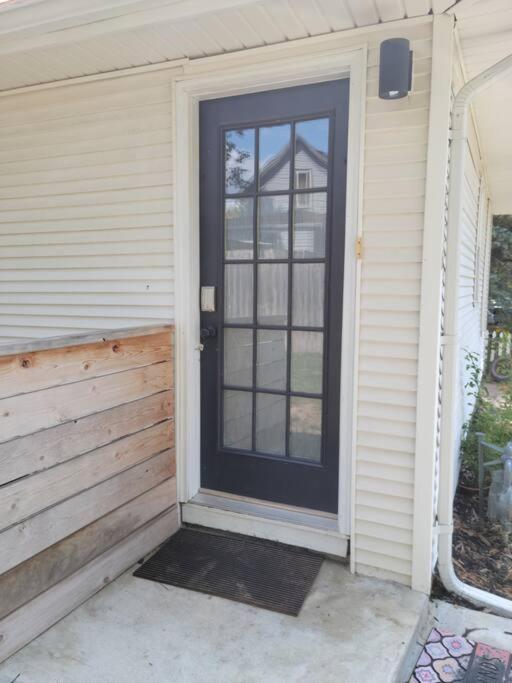 Cute Cottage-2 Min From Downtown Lincoln Luaran gambar